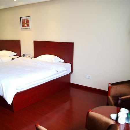 Greentree Inn Jiangsu Yancheng Bus Station Business Hotel Exteriör bild